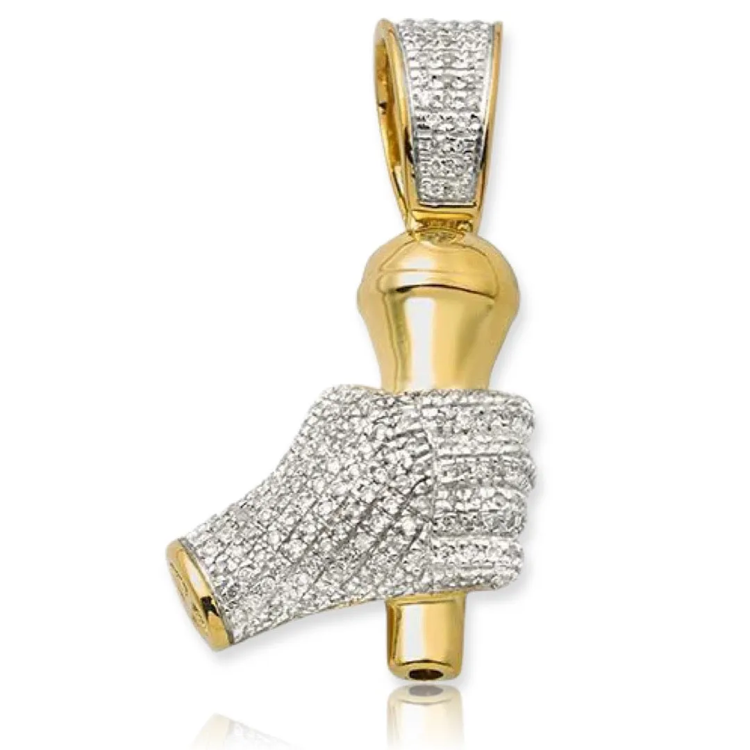 10KY 0.40CTW DIAMOND 'MIC IN HAND' PENDANT