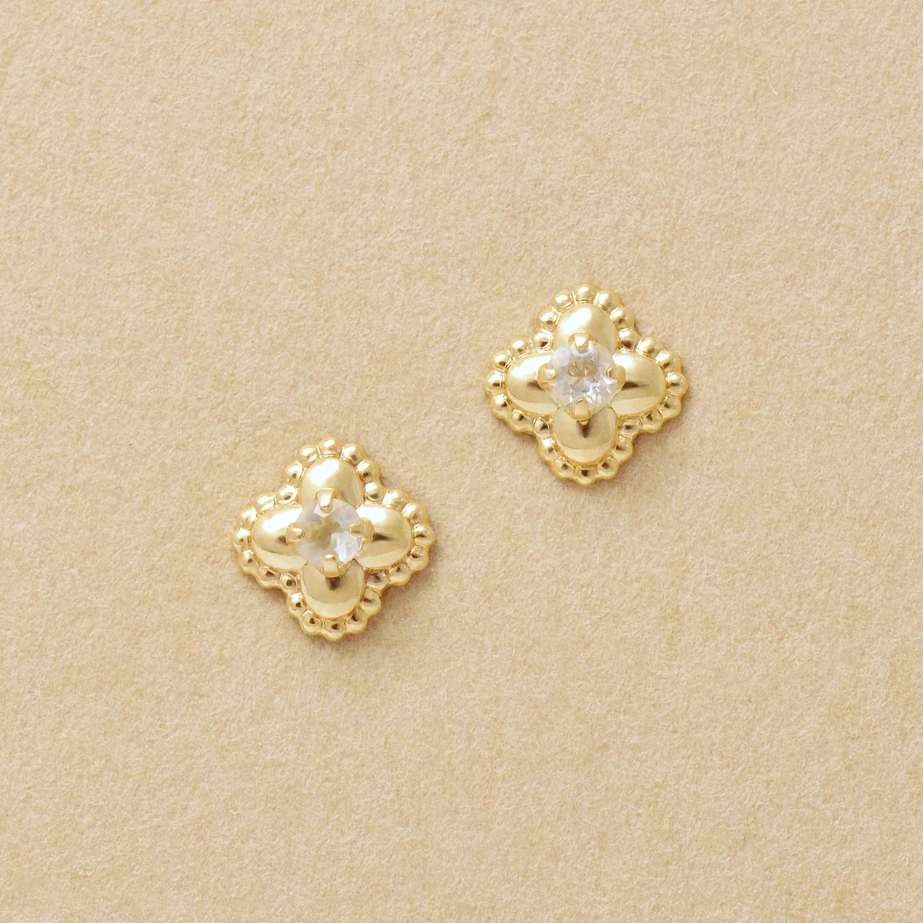 18K/10K Moonstone Milgrain Flower Stud Earrings (Yellow Gold)