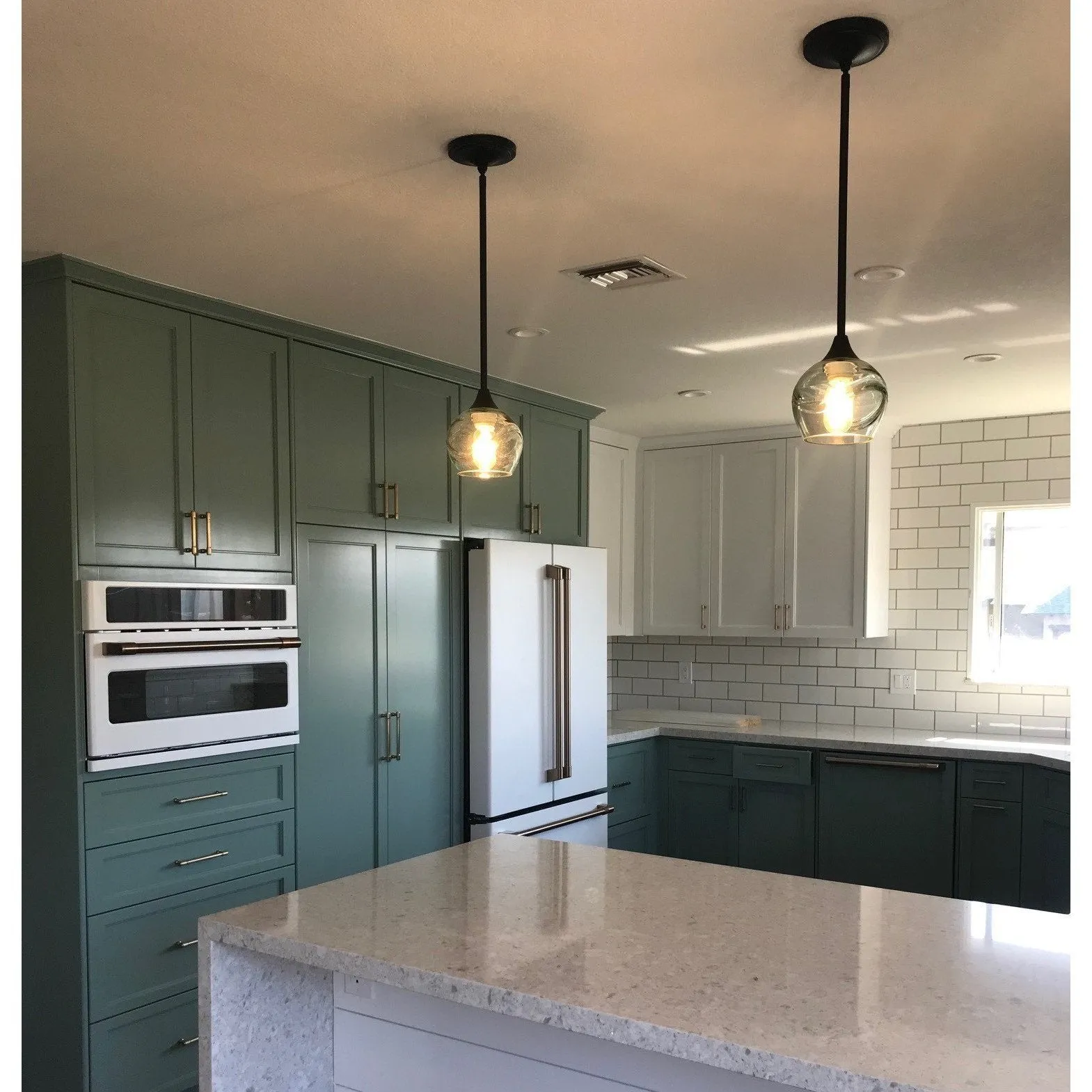 763 Swell: Single Pendant Light