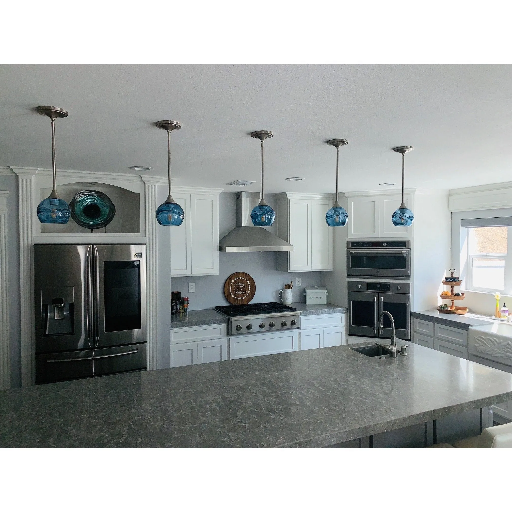 763 Swell: Single Pendant Light