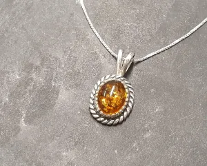 Amber Vintage Necklace - Natural Amber Pendant - Solitaire Amber Necklace