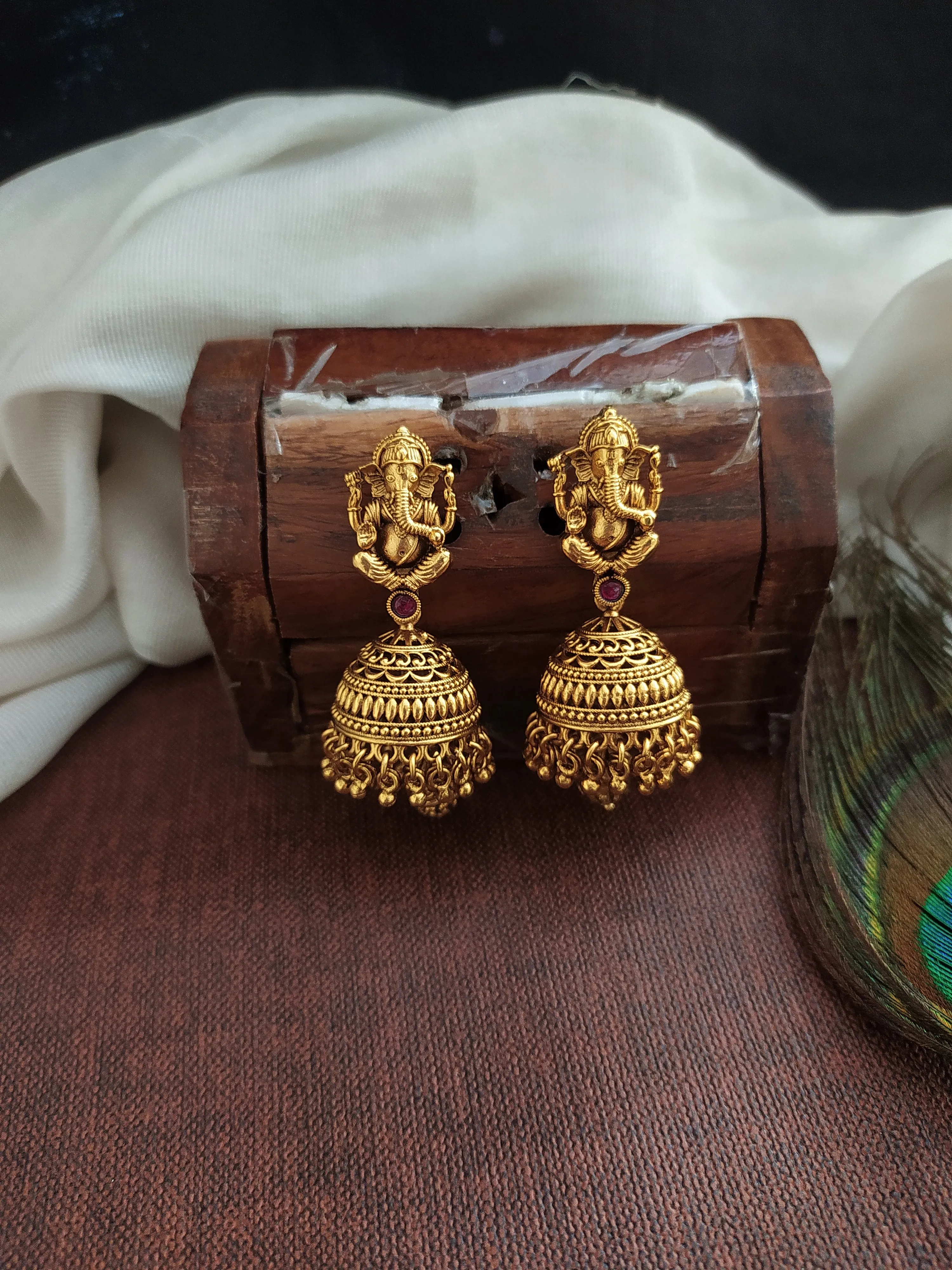 Antique Ball Design Mala Set with Ganesha Pendant