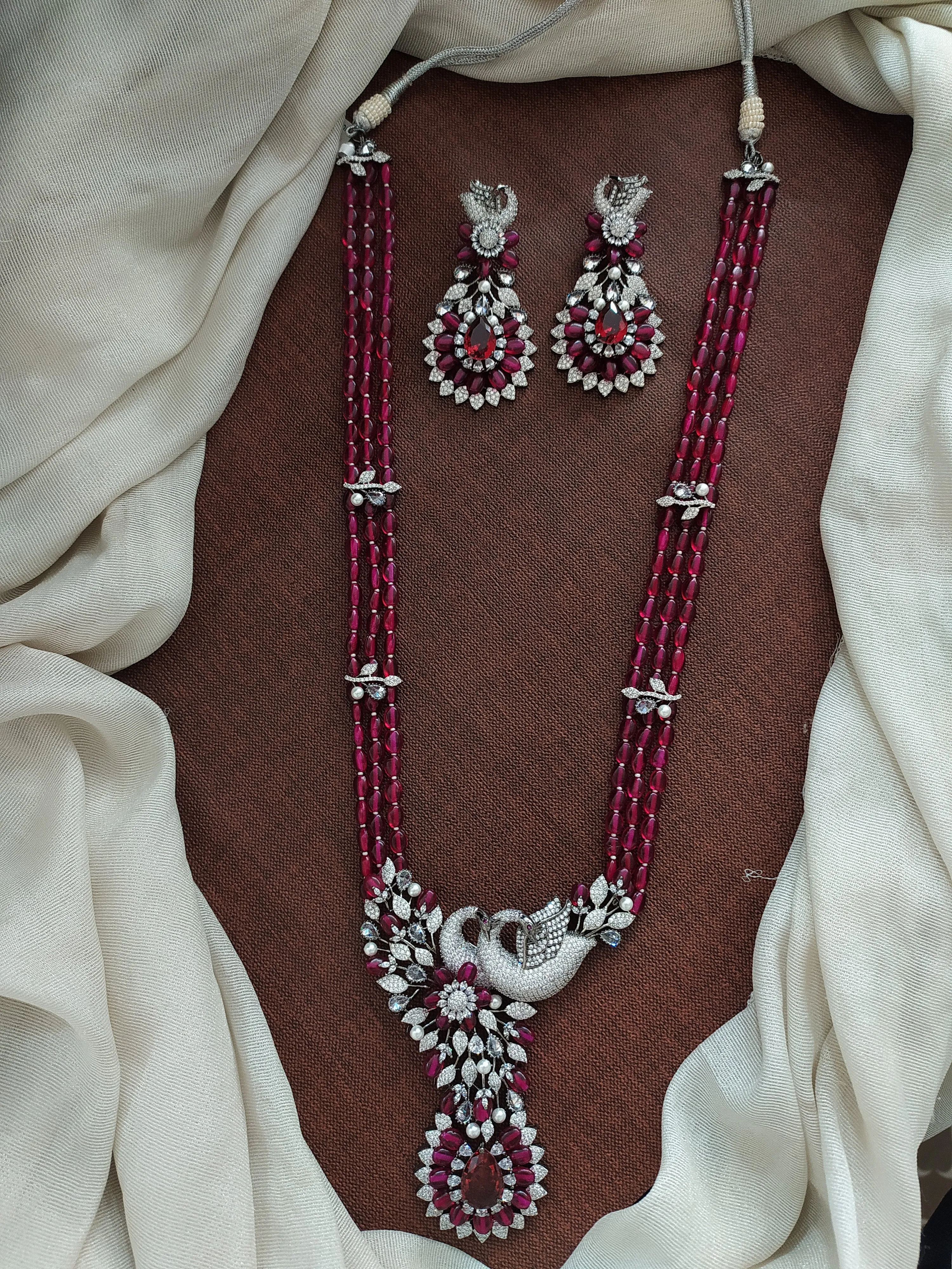 Captivating Floral Design Peacock Victorian Mala Set