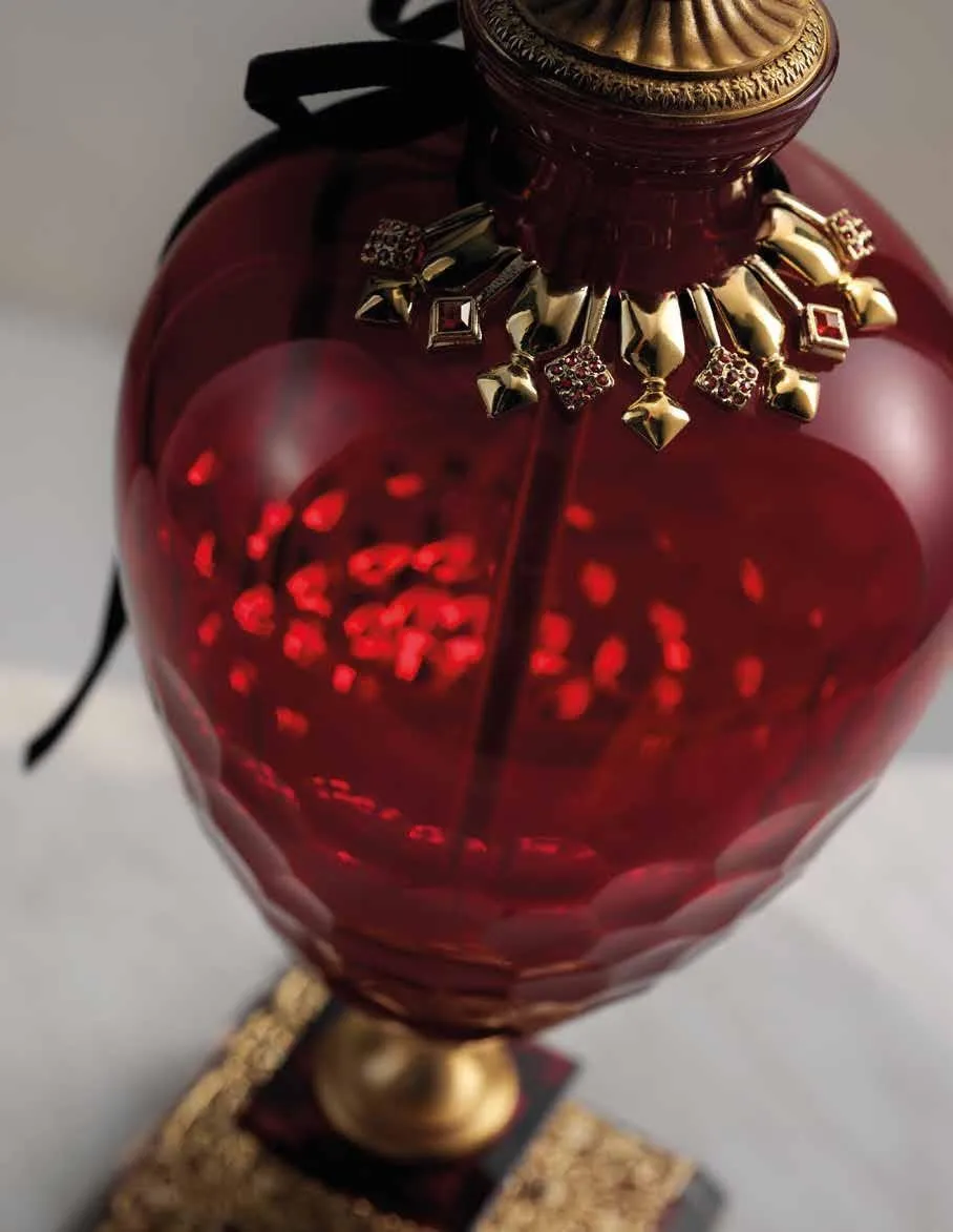 Coco Tuscany Bordeaux Shade Table Lamp