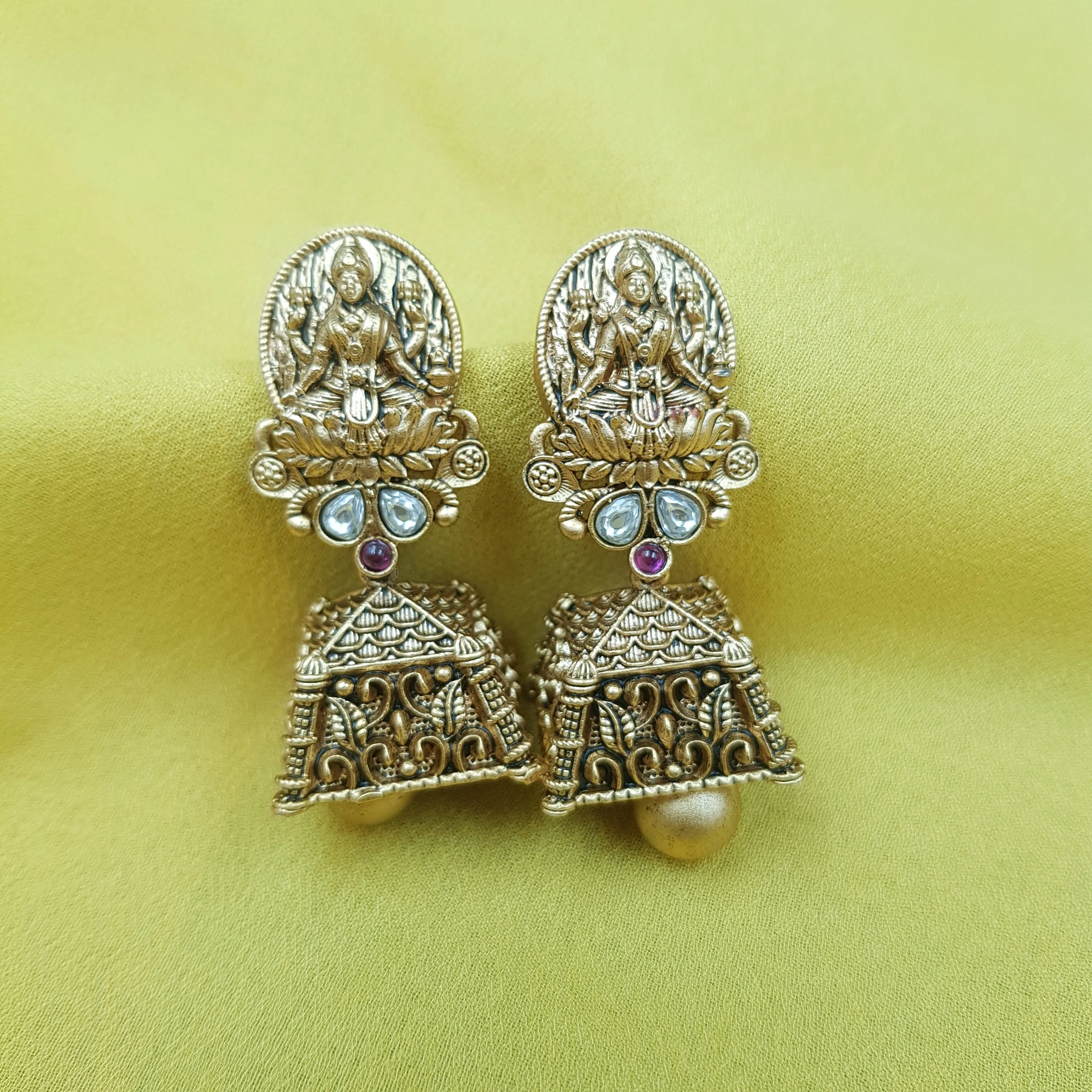 Designer Temple Necklace Set 17679