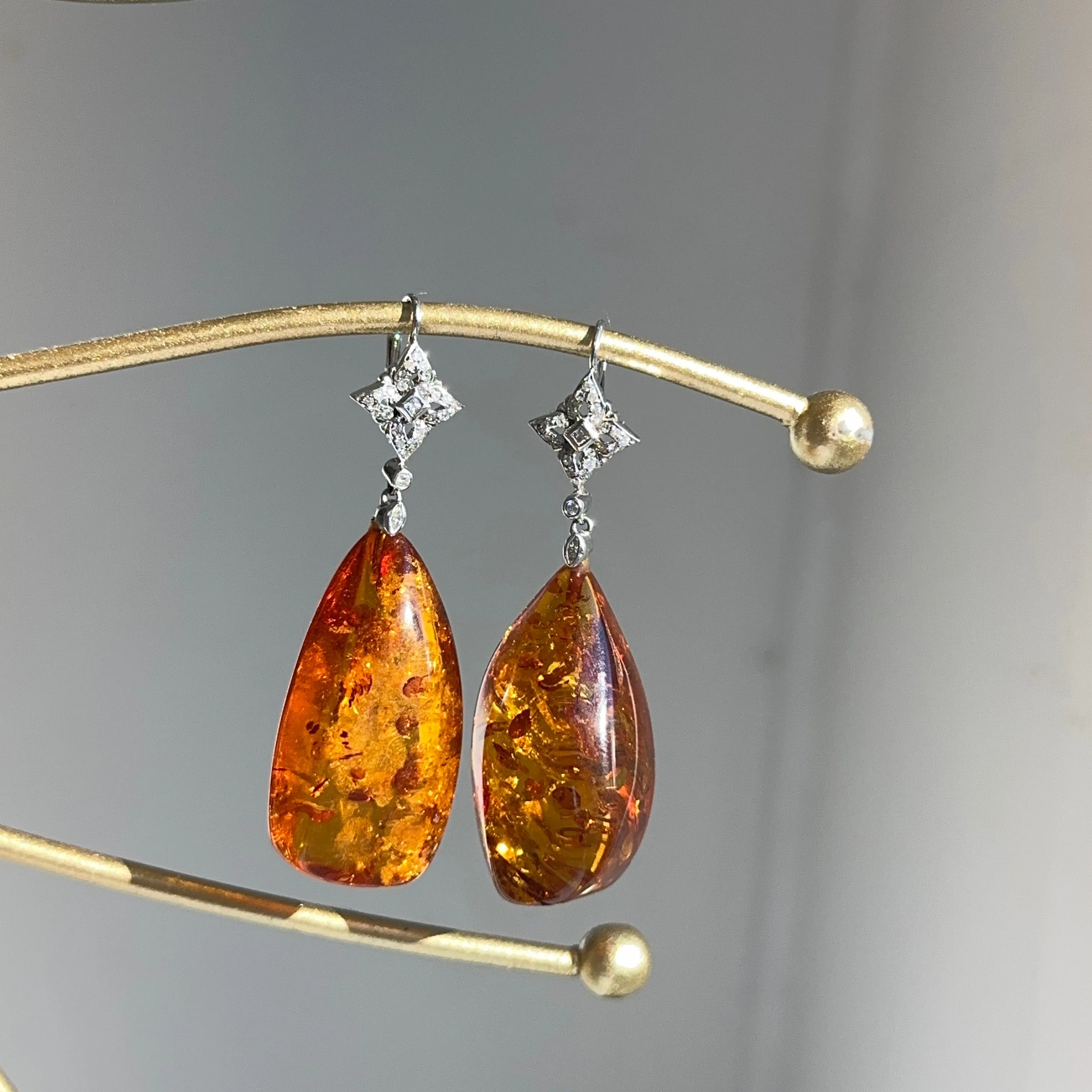 Estate 14KT White Gold  Diamond   Amber Nugget Lever Back Earrings