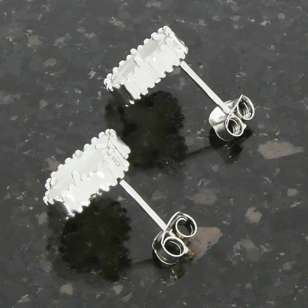 Four Leaf Clover Mother of Pearl Stud Earrings GVL033
