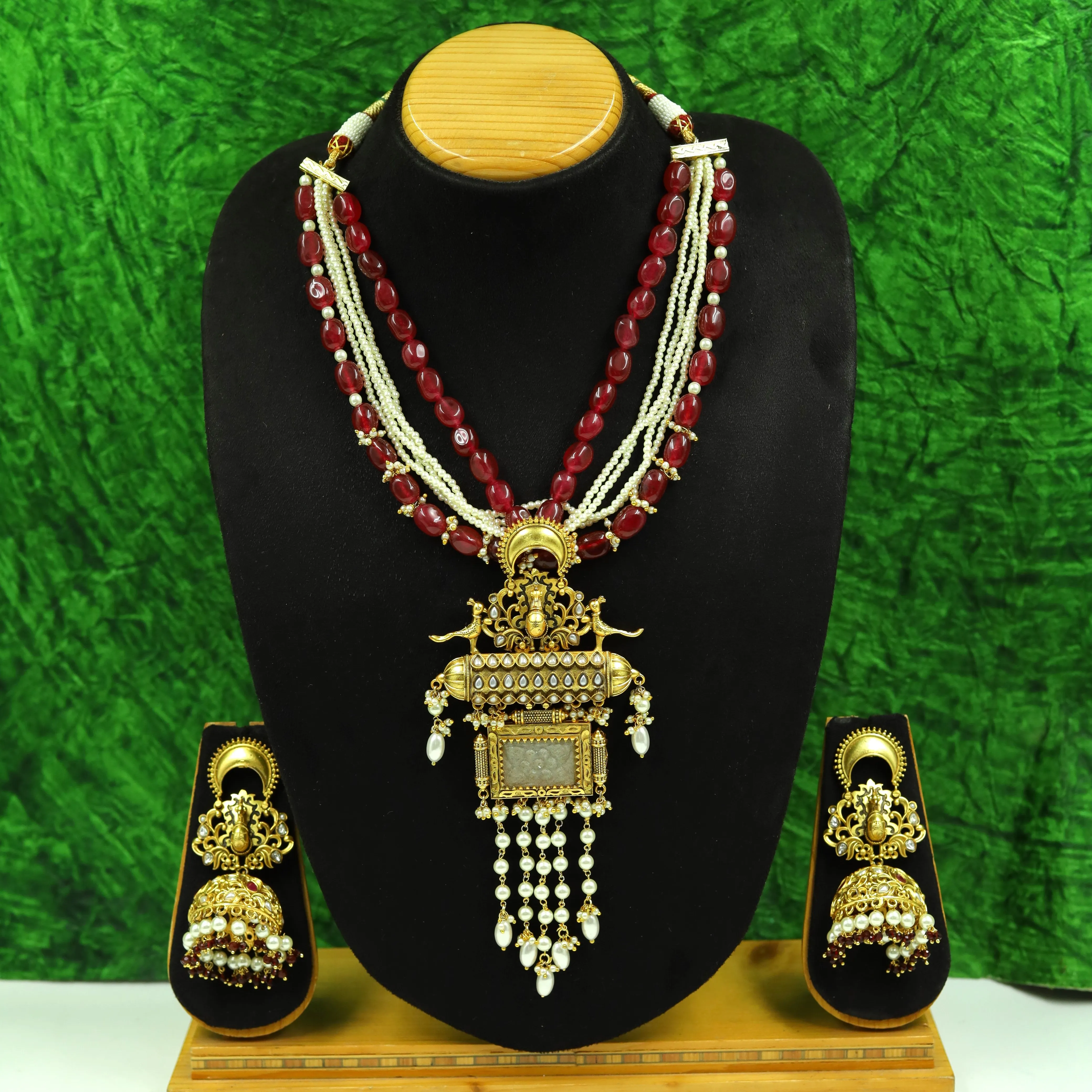 Heavy Gold Look Pendant Set 4504-82