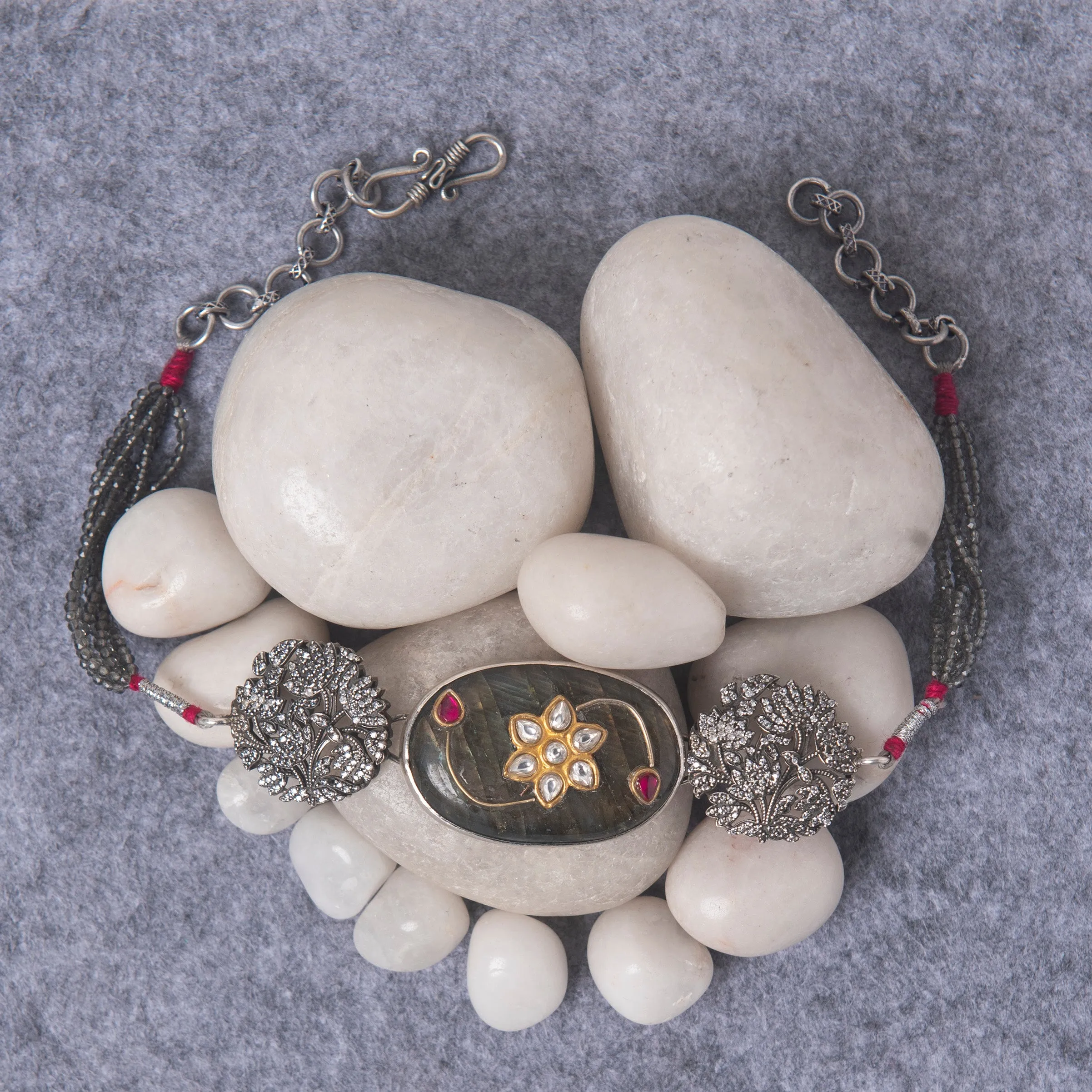 Laboride Kundan Ruby Silver Chocker