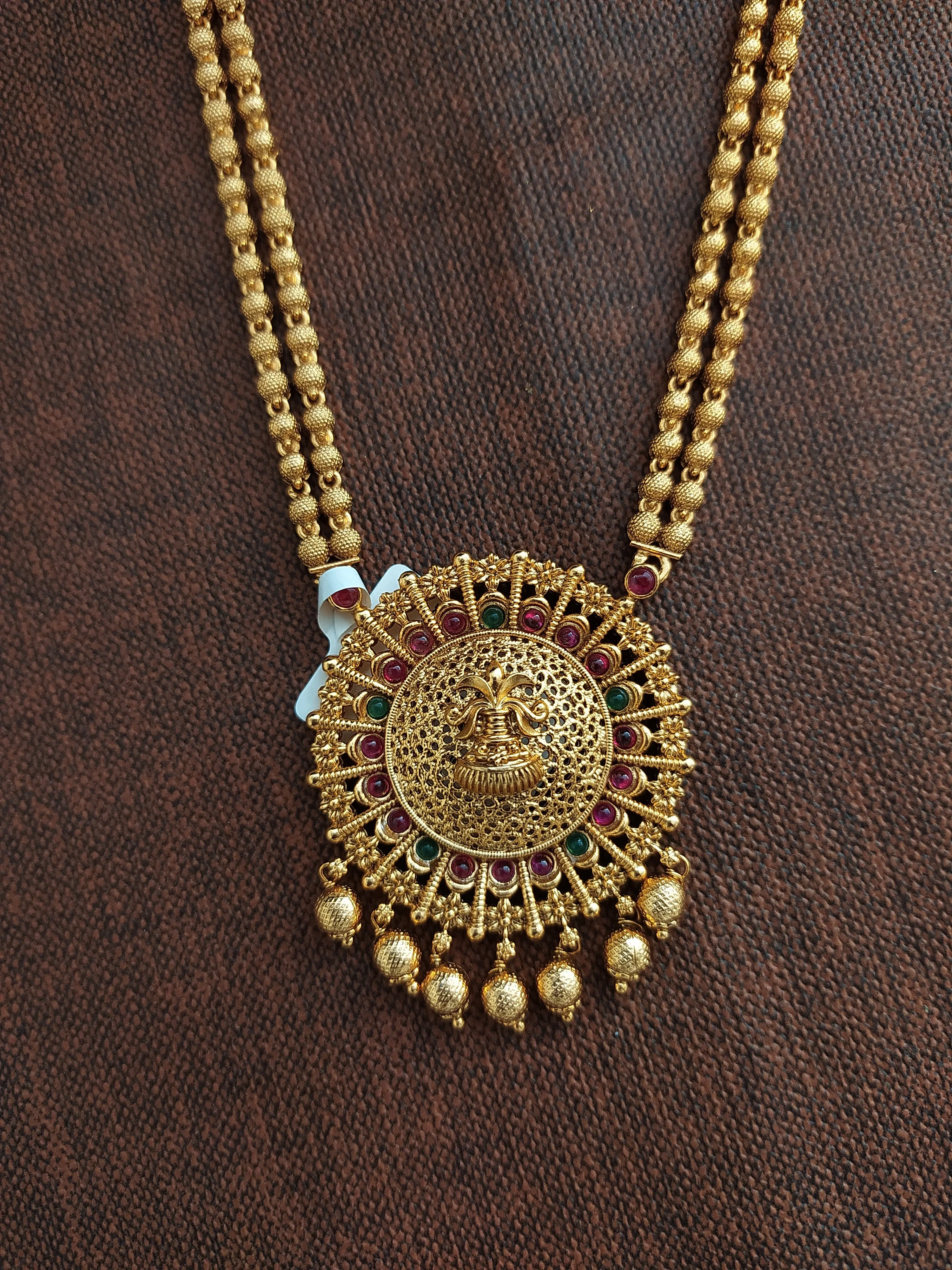 Matt Finish Goddess Lakshmi Mala Set