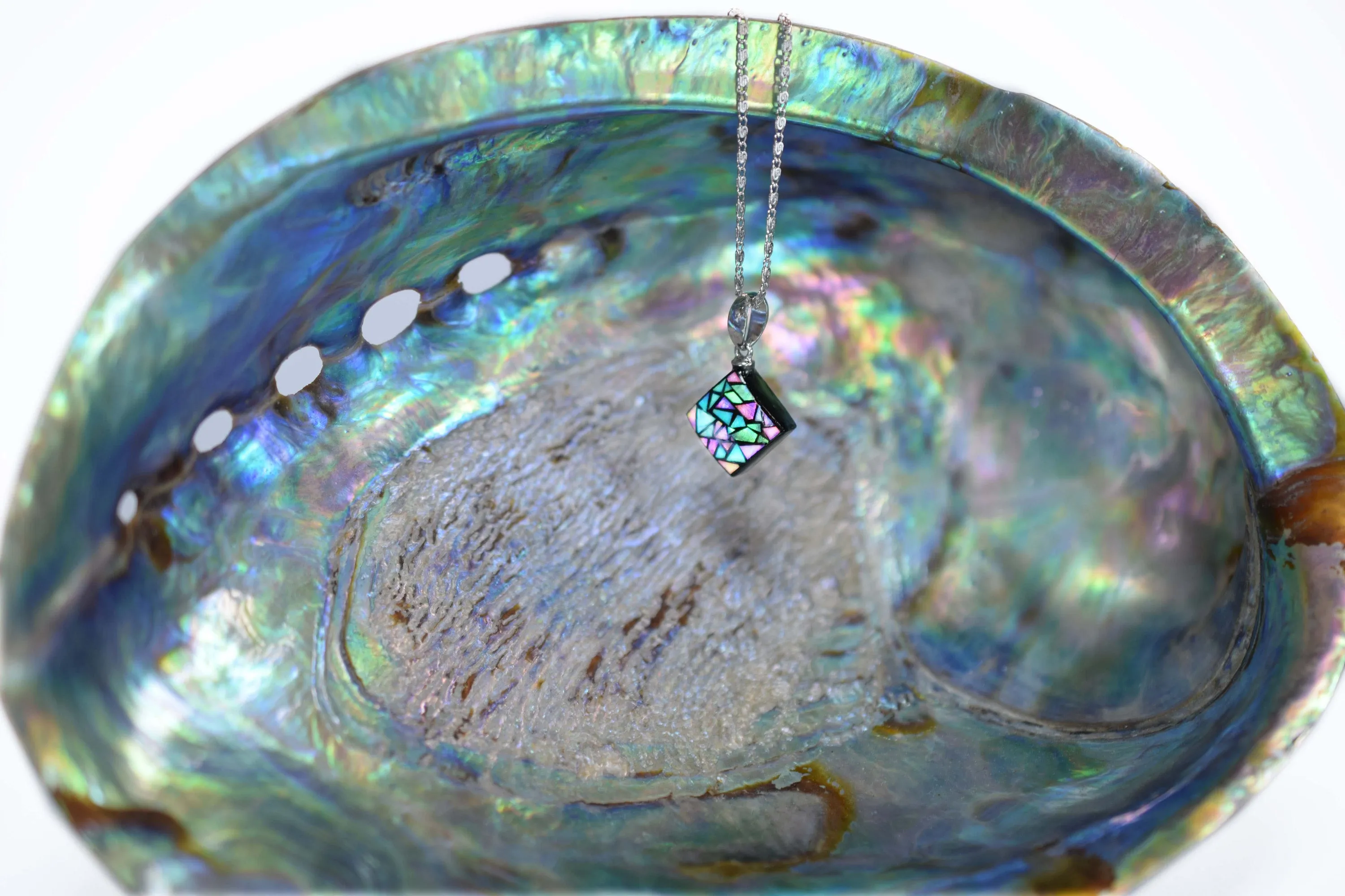 Raden Pendant Necklace - Stained Glass Style / Pink Color / Small Size-, Japanese Lacquer Jewelry, Kyoto Jewelry
