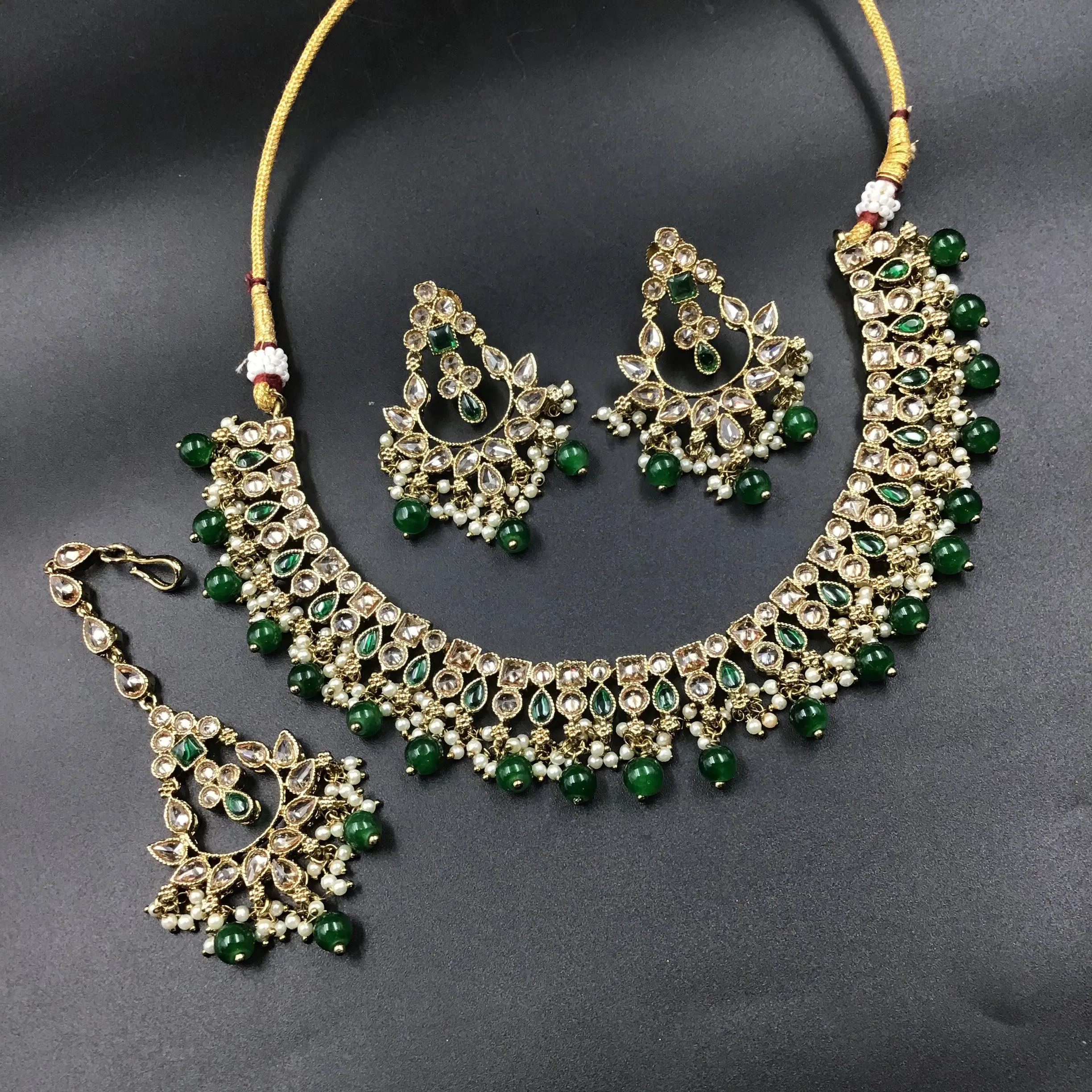 Round Neck Antique Necklace Set 4653-33