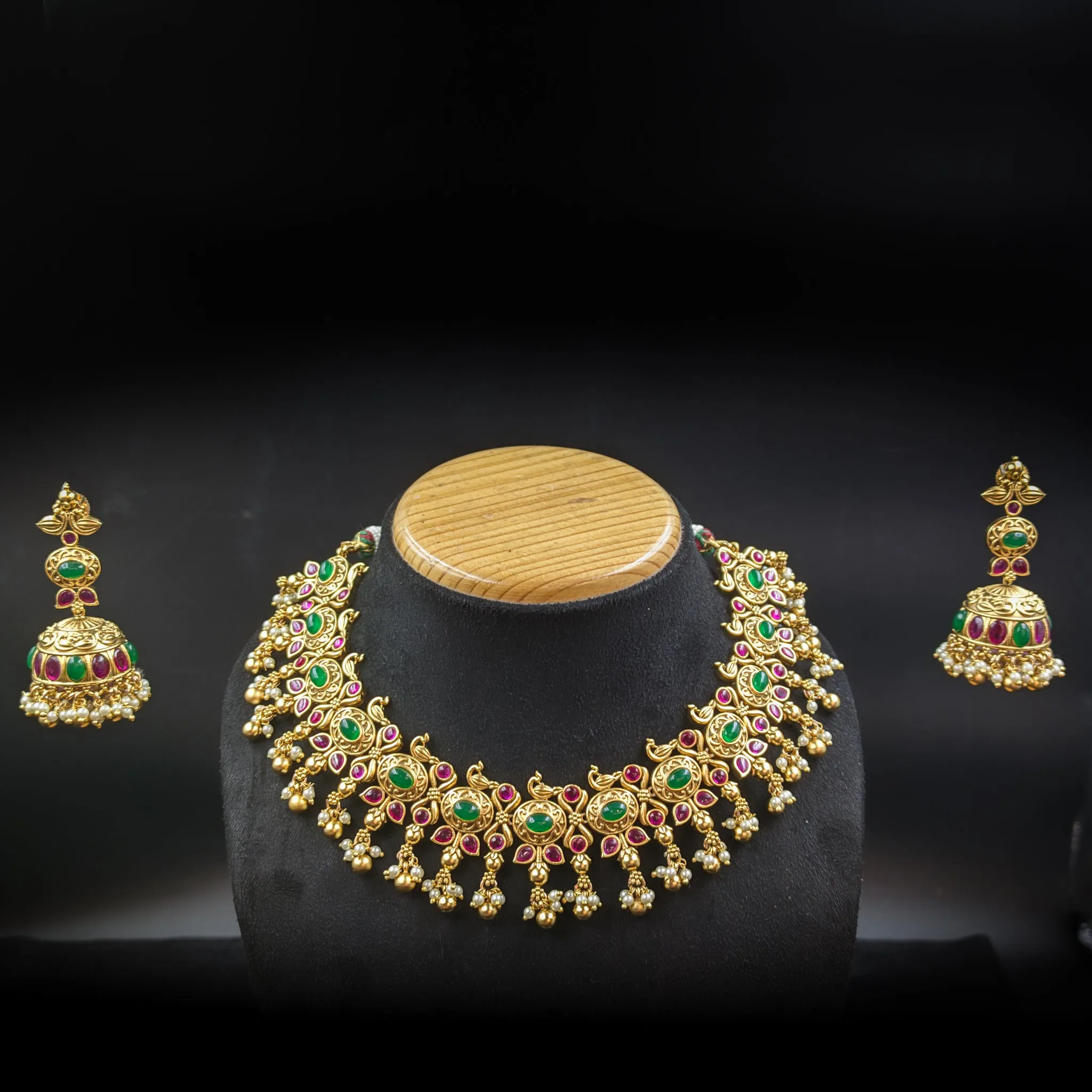 Round Neck Antique Necklace Set 6424-28