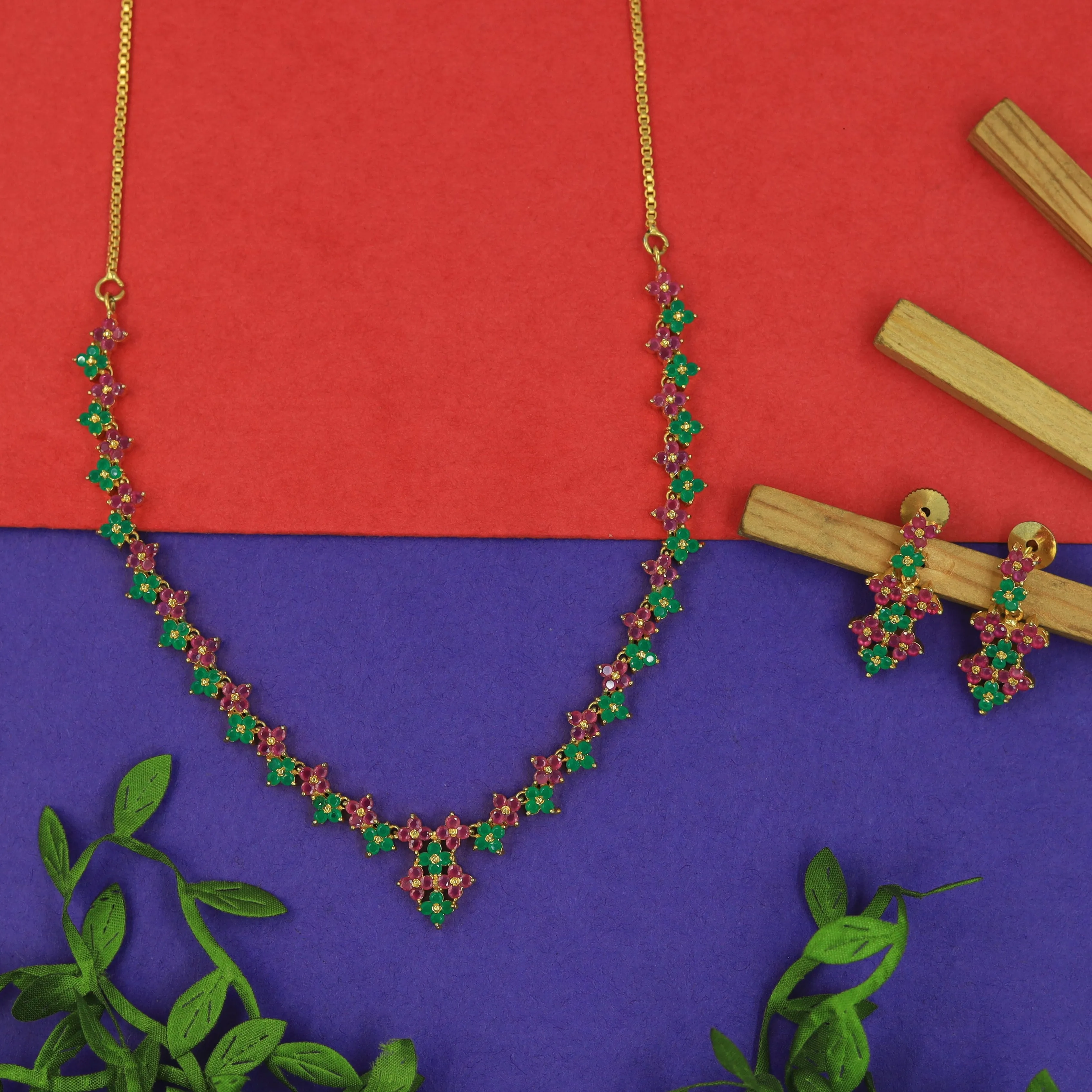 Ruby Green Jadau Necklace Set 7300-0637