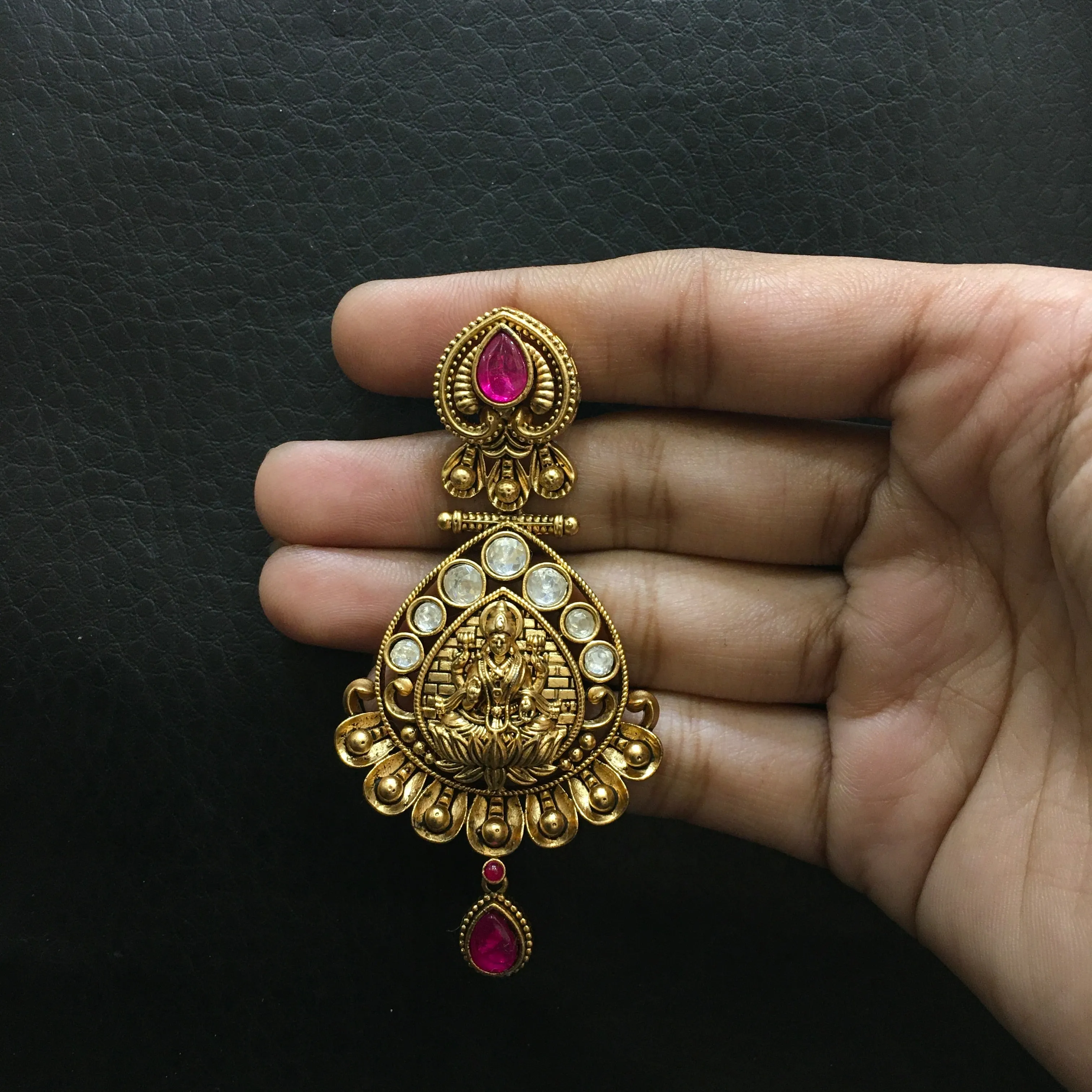 Ruby Temple Necklace Set