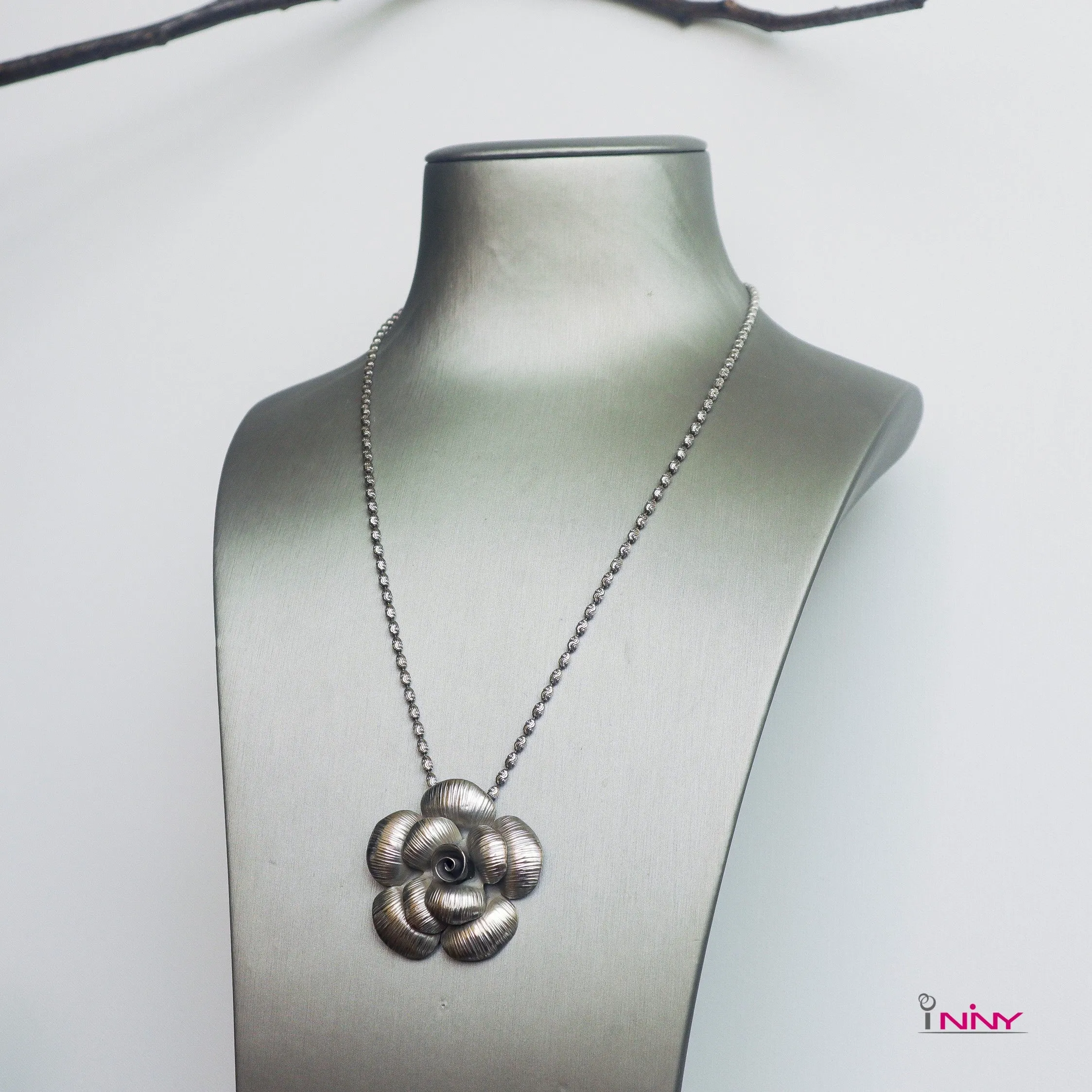 Silver Beautiful Silver Rose Pendant