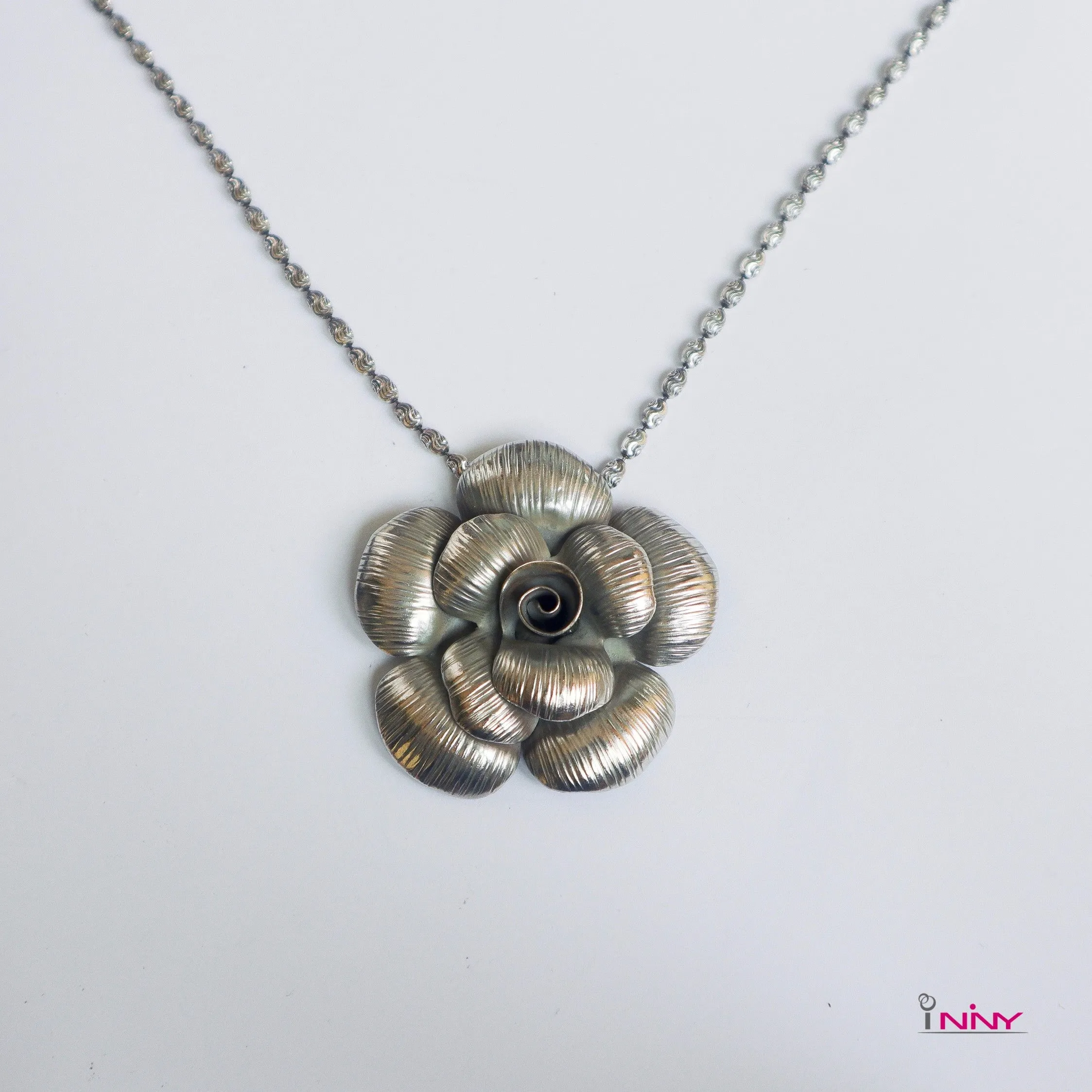 Silver Beautiful Silver Rose Pendant
