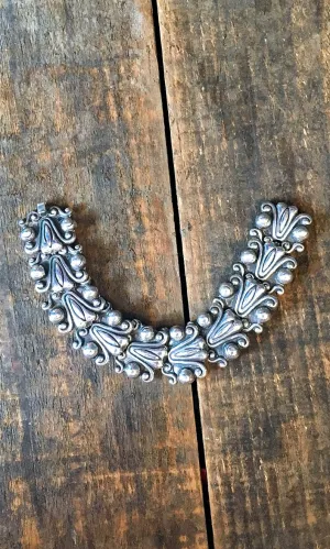 SILVER STRIKE 1950s Mexican Sterling Silver Aztec Pre Columbian Bracelet