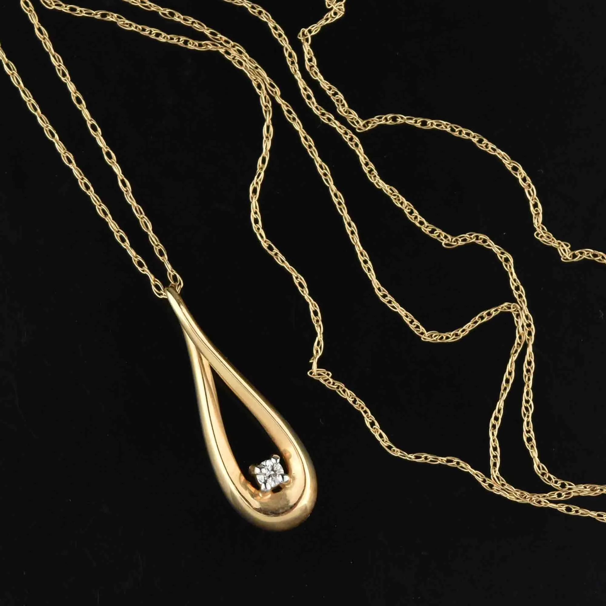 Vintage Infinity 14K Gold Diamond Pendant Necklace