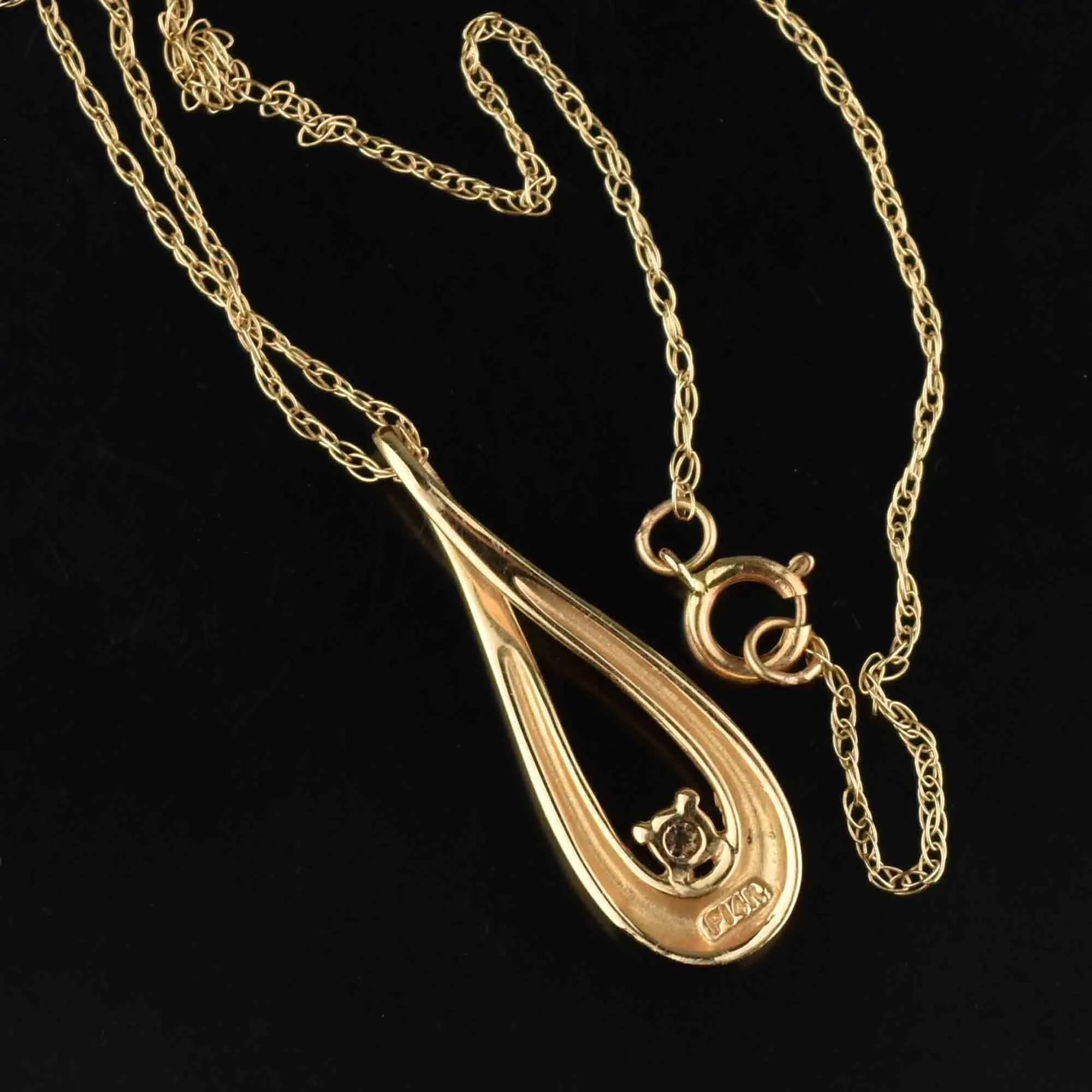 Vintage Infinity 14K Gold Diamond Pendant Necklace