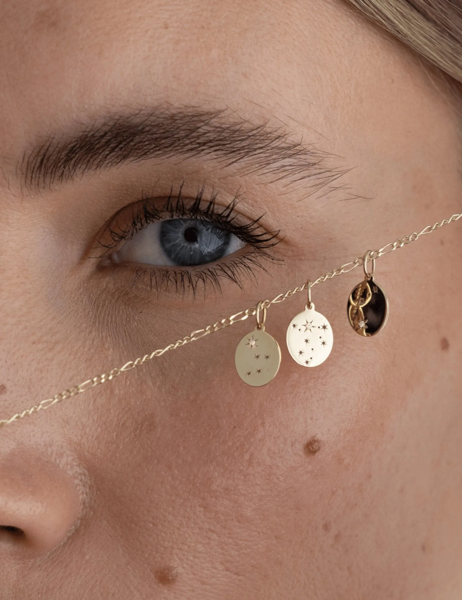 Yellow Gold Stars of Pisces